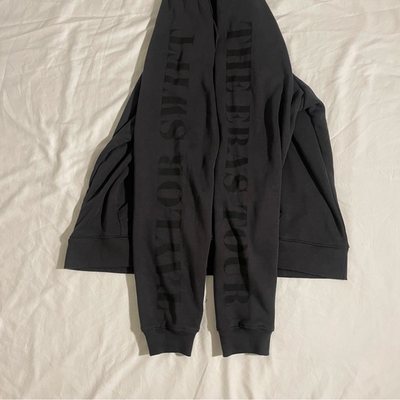 Taylor Swift Eras Tour Black Hoodie Pullover Sweatshirt - Large - Picture 8 of 16